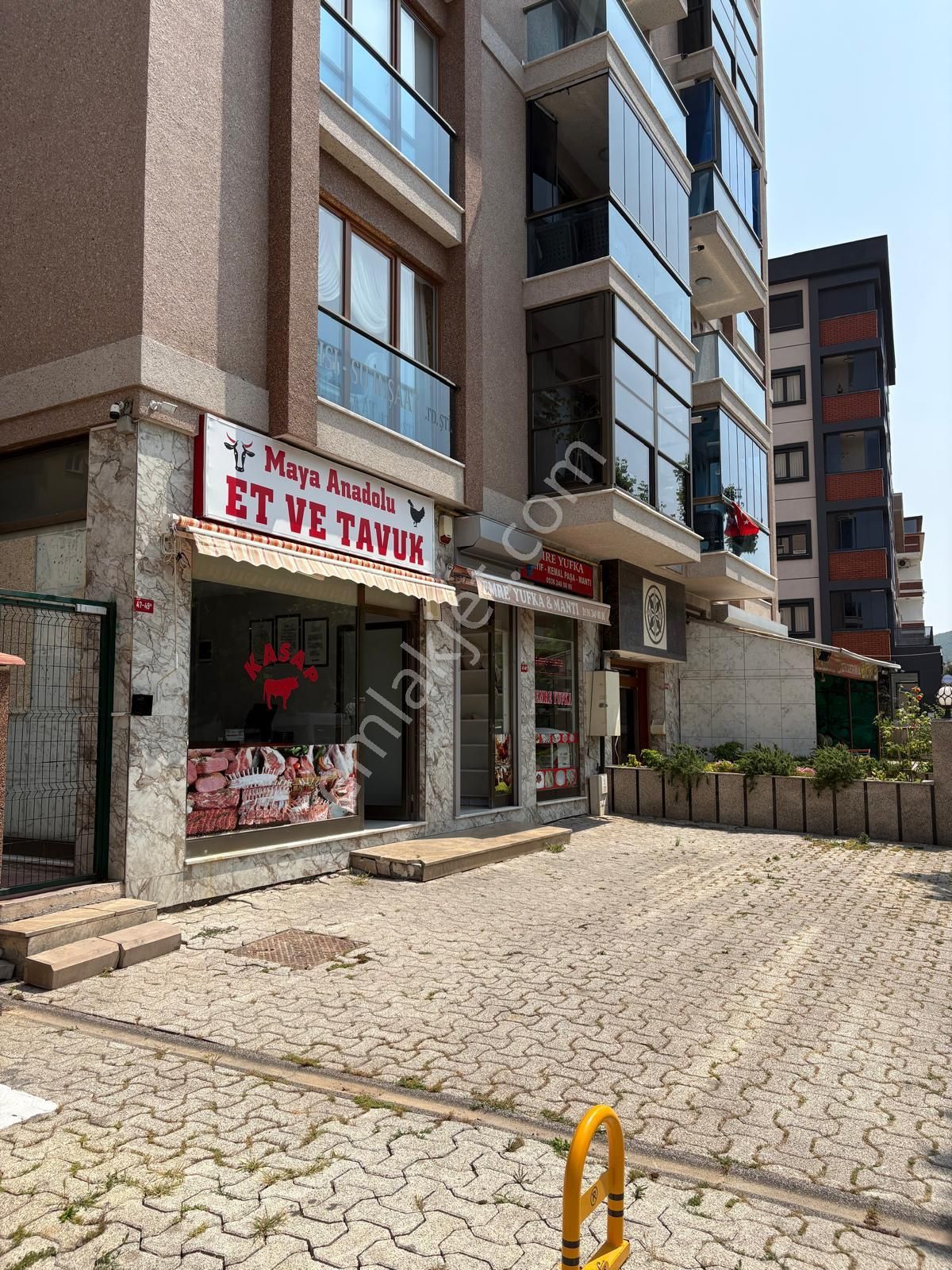 Kiralık Depolu Dükkan Ataşehir 19 Mayıs Cad. Üzeri