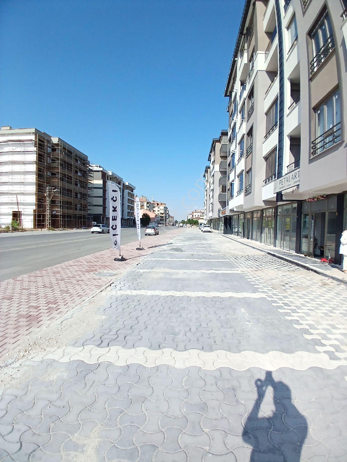 Kocalardan İşgalaman Mevlana Kültür Merkezi Yakını Kira Getirisi Yüksek 30 M2 Dükkan - Görsel 2