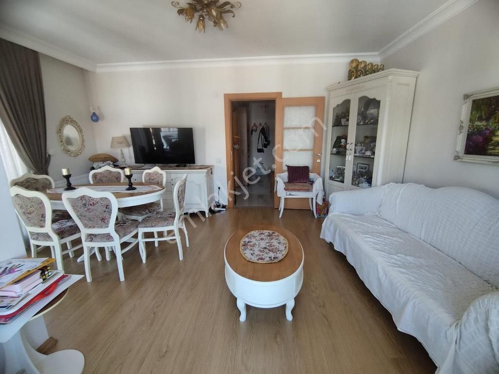 8 Yıllık 3+1 Teraslı Ön Dubleks - Görsel 4