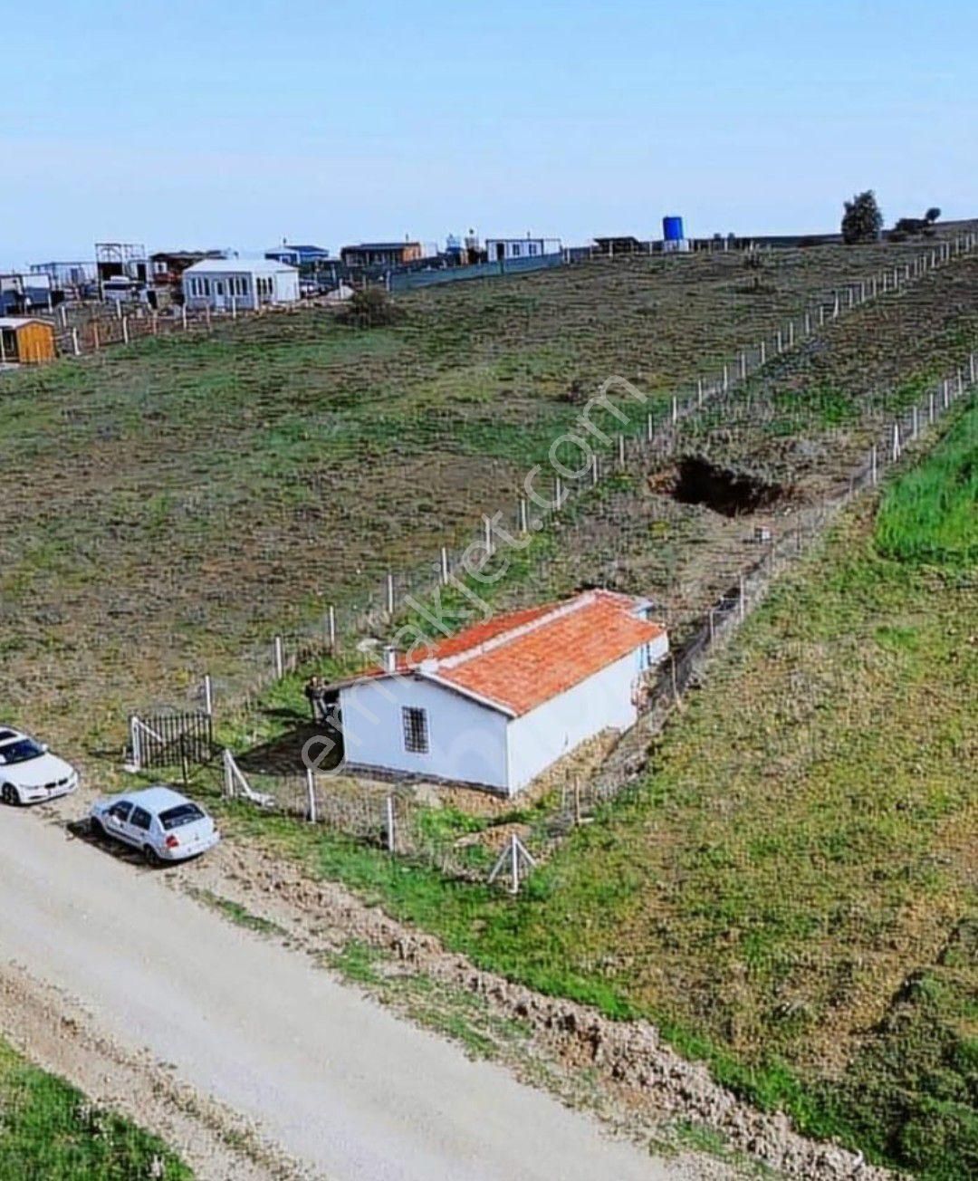 Evi Olan Satılık Bahçe