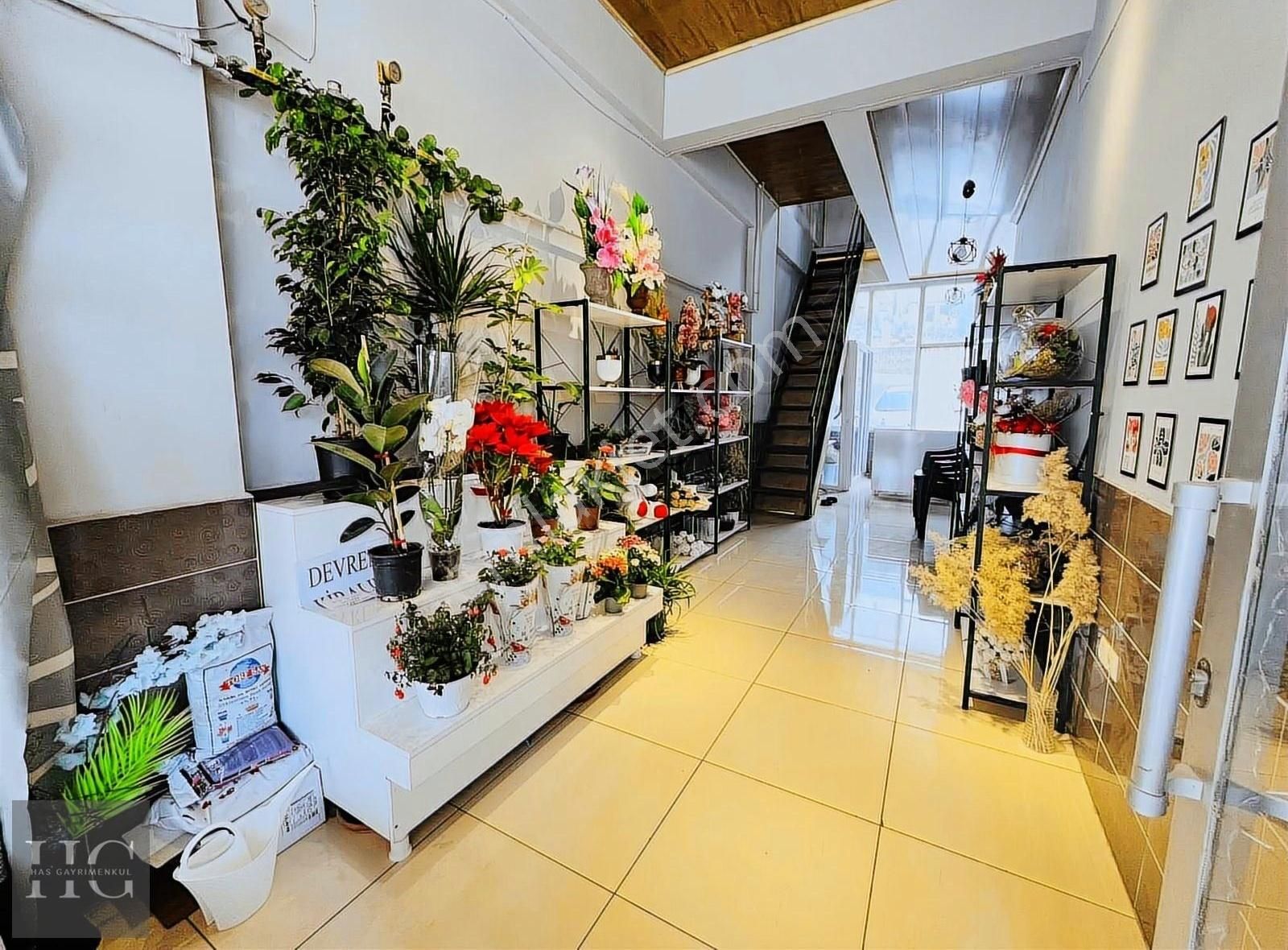 Has Gayrimenkul' Den Üngüt Ptt Civarı Devren Kiralık İş Yeri