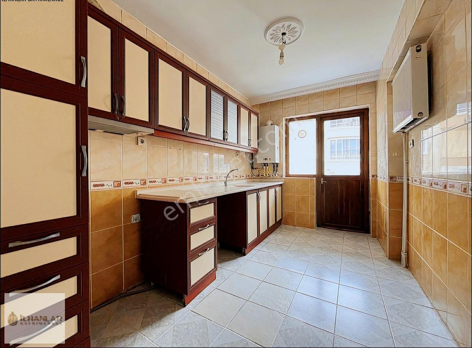Kuşcağız Mah. Ön Cephe Cadde Üzeri Asansörlü Satılık 3+1 Daire