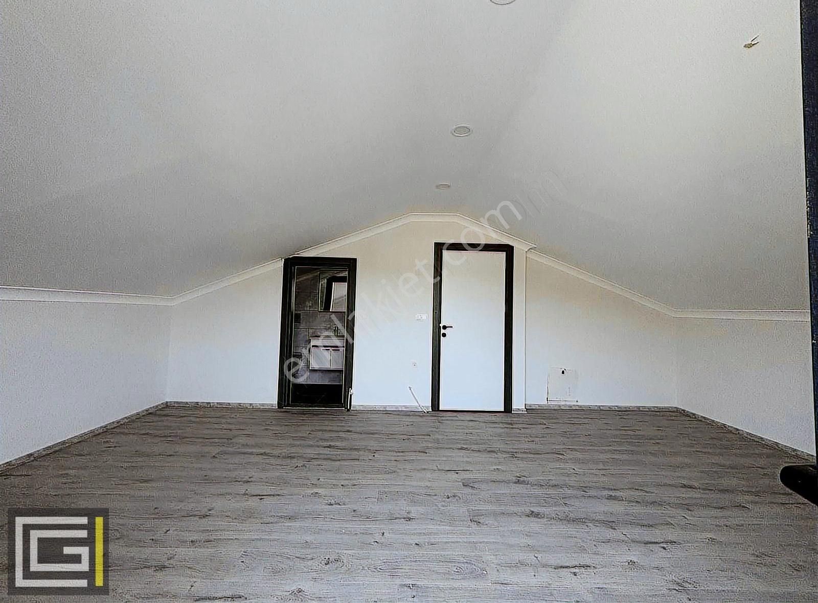 Müstakil Havuzlu Otoparklı 4+1 Geniş Kullanım Satılık Villa - Görsel 33