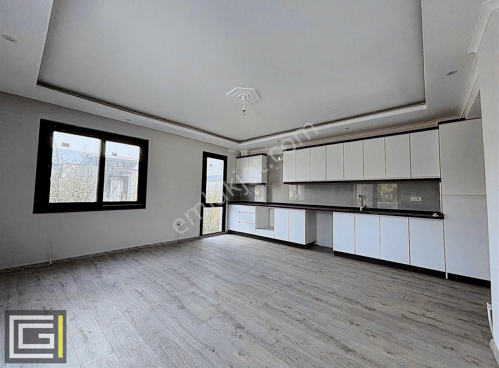 Müstakil Havuzlu Otoparklı 4+1 Geniş Kullanım Satılık Villa - Görsel 17