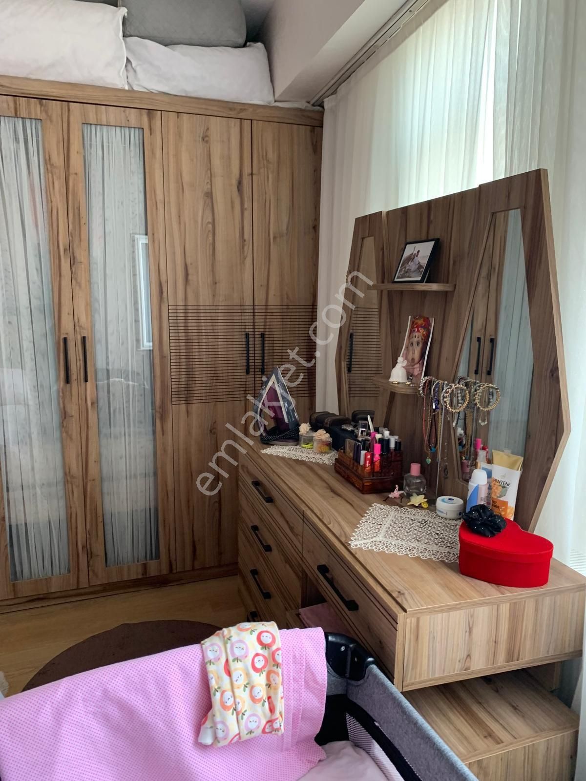 Saray Ağa Caddesi Üzerinde Deprem Sonrası Binadan Geniş 2+1 - Görsel 17