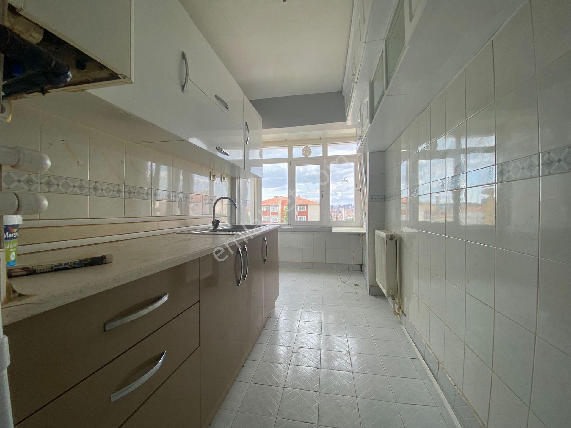 Nasip'ten Kiralık 2+1 Ayyıldız Mahallesinde Kombili Daire