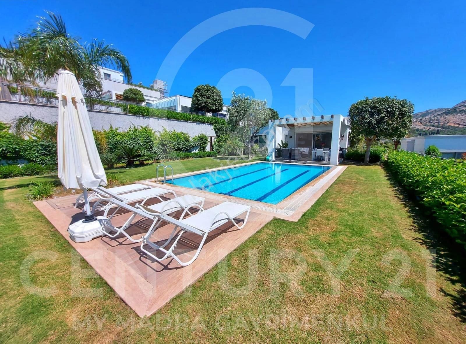 C21 My Madra Yalıkavak'da 1100 M2 Arsa İçinde Muhteşem Villa...