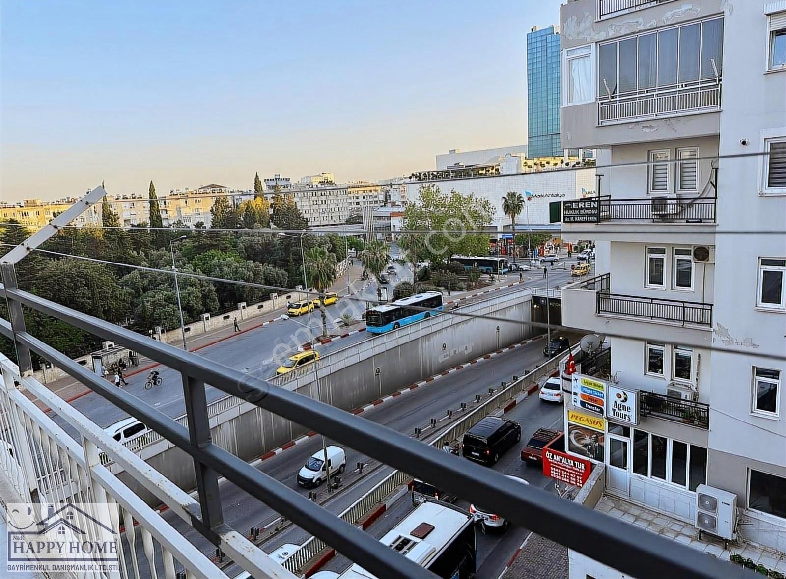 Antalya Muratpaşa Tahılpazarı Mh'de Satılık 3+1 120m2 4.kat