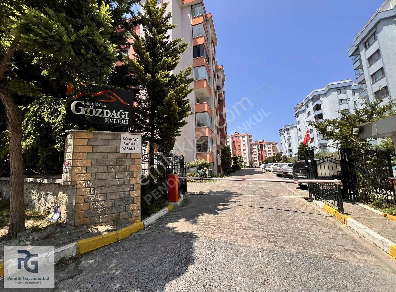 Pendik Marmara Hastaneye Ve Metroya 400 Metre 3+1 Kiralik Daire