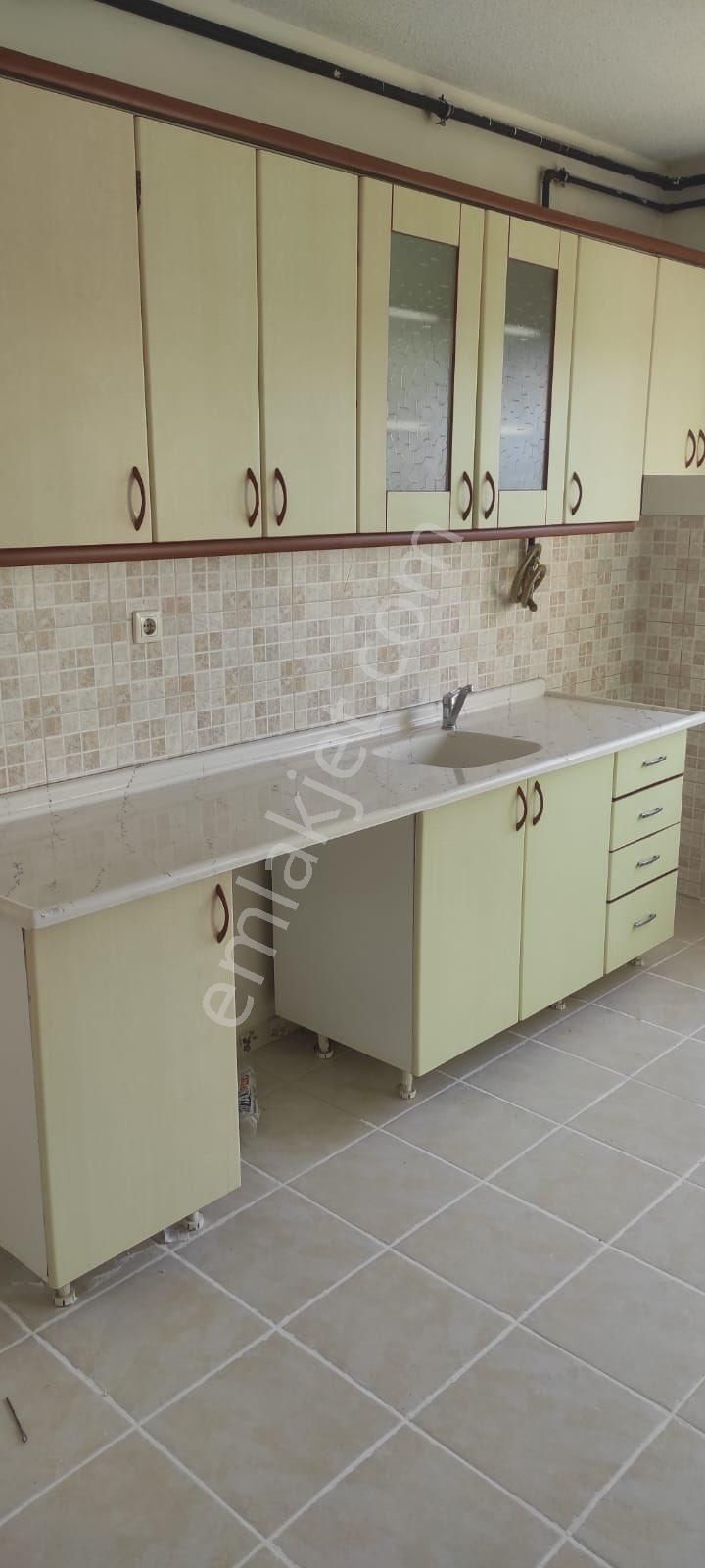Yeşiloba Toki’de 3 + 1 Kiralık Daire