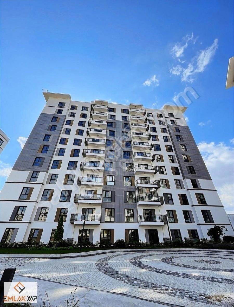 Emlakyap - Başakşehir Fuzul Avrasya 1 Büyük Tip Satılık 1+1