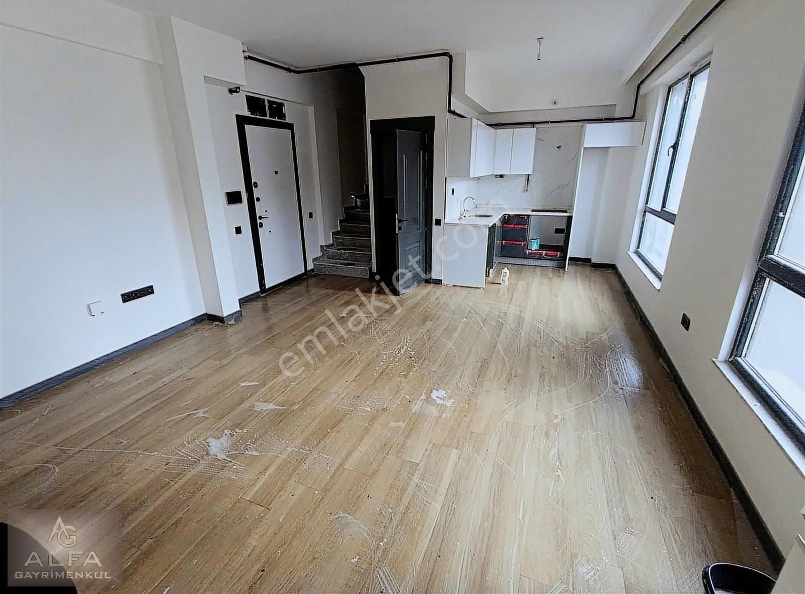 Batıkent Mh. Merkezi Konum 150 M2 Dubleks Satılık 3+1 Daire