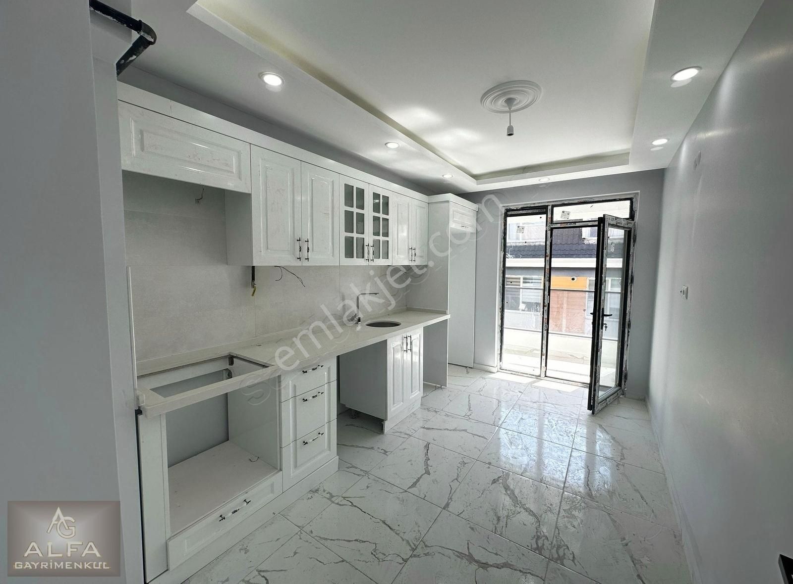 Şirintepe Mah.tramvay Veüni. Yakını130 M²3+1 Sıfır Satılık Daire