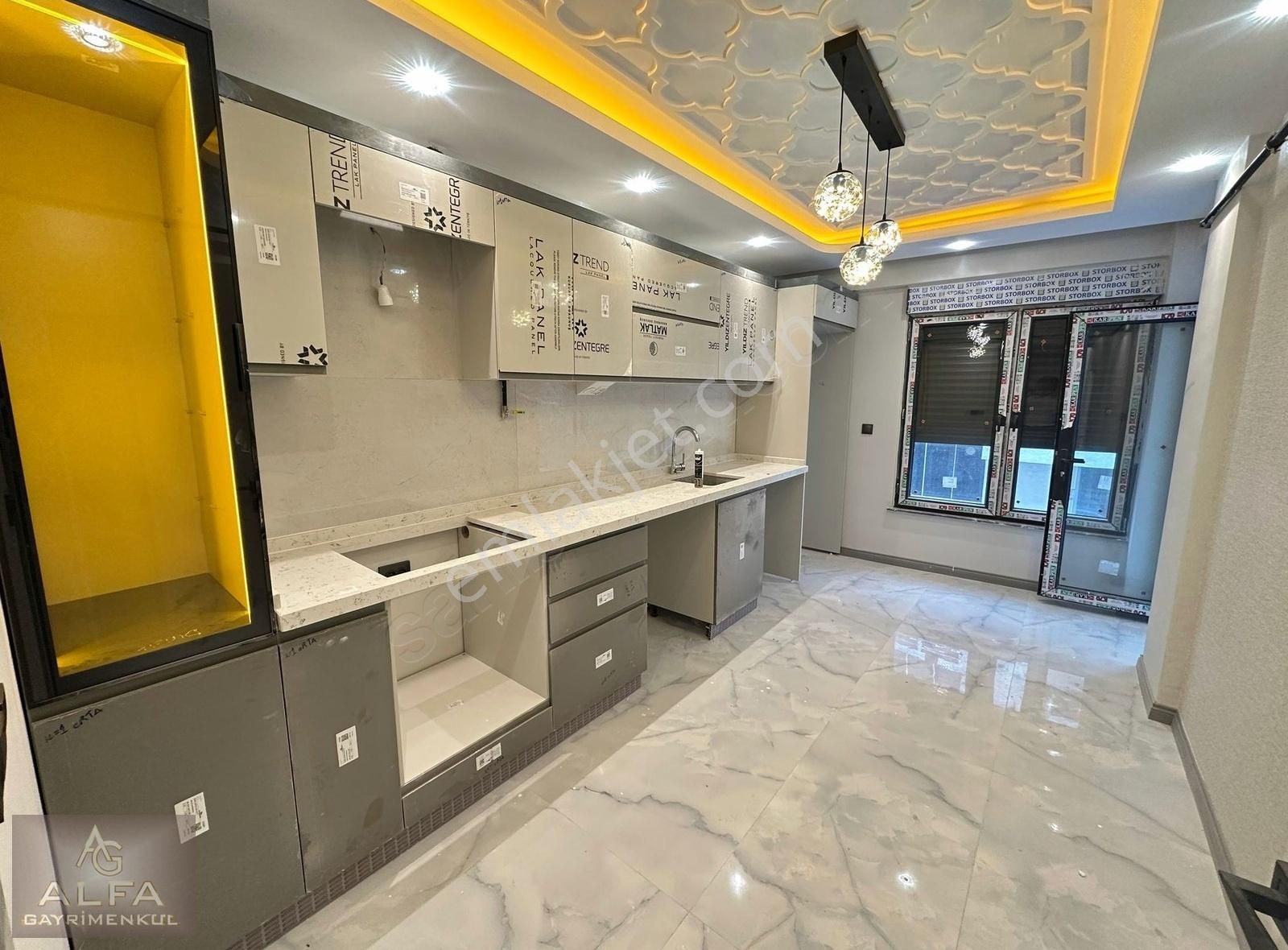 Özelgarajlı Ümit Hastanesi Yakının Da 100 M² 2+1 Satılık Daire