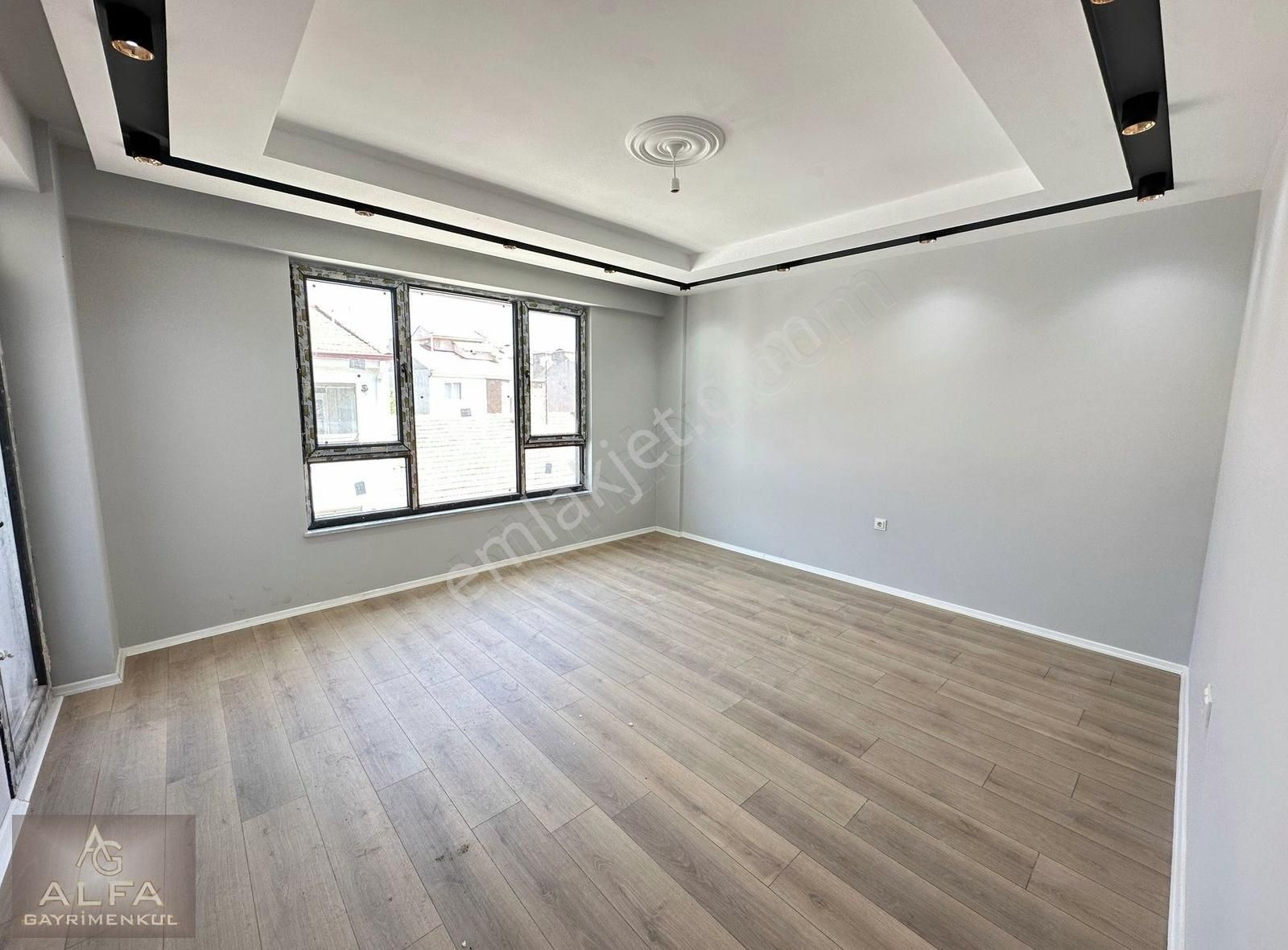 Çamlıca Mah. Kapalı Pazar Yakını 145 M² 3+1 Sıfır Satılık Daire