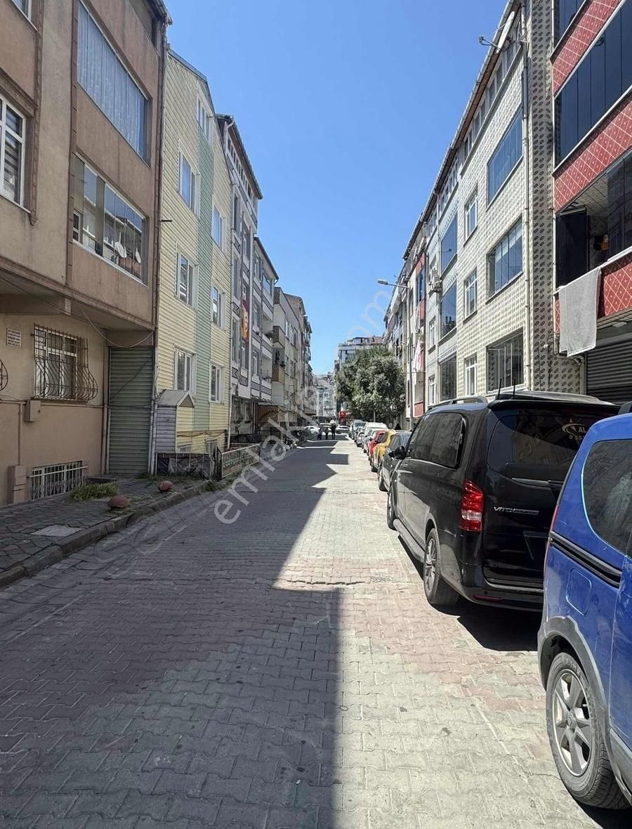 Balci Gayrimenkul 2+1 Üstü Beton Uğurmumcu Fırsat Çatı Kat Daire