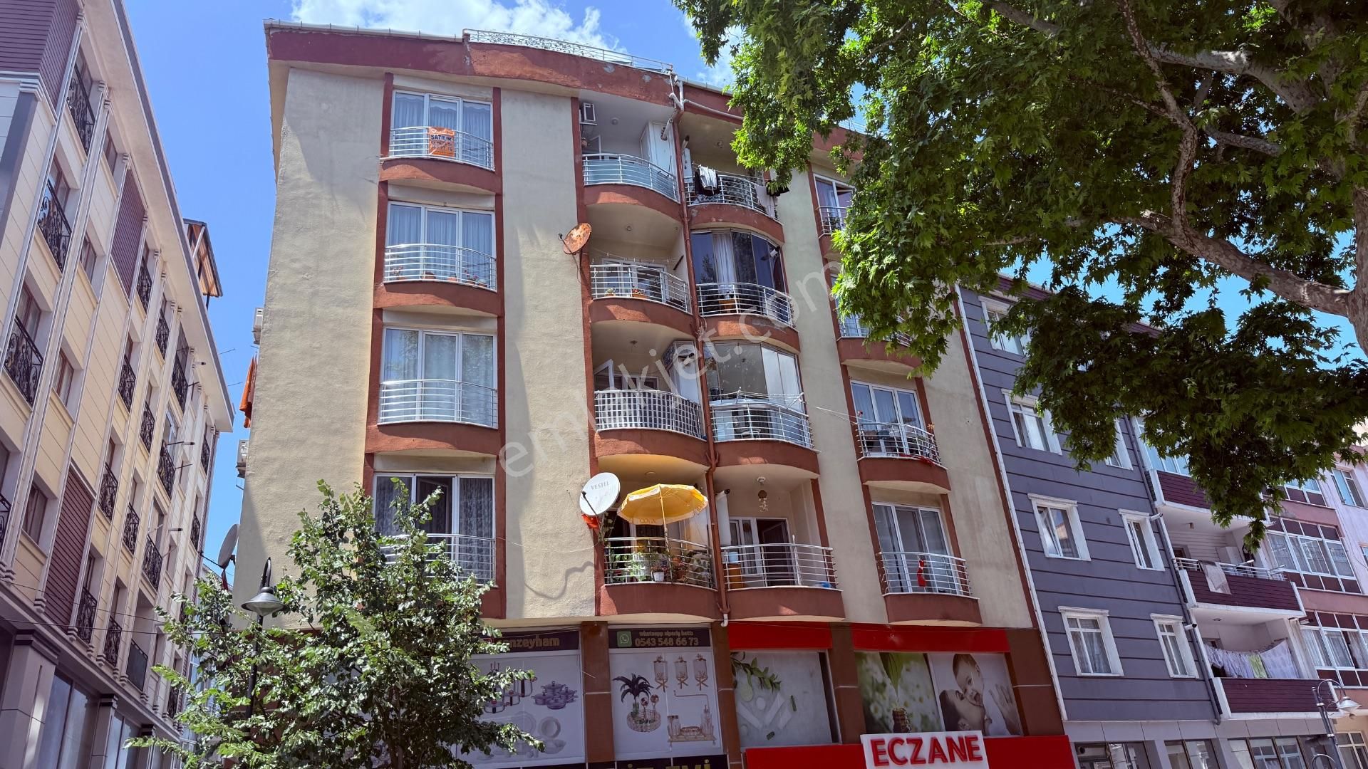 Wisremden Silivri Çarşı Merkezde Geniş Teraslı Lüks Daire