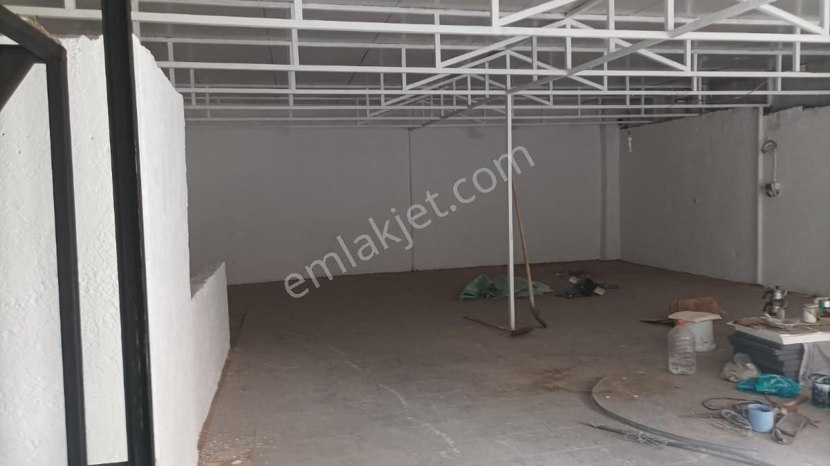 Buca Seyhan Mah.256 M2 Asansörlü Bakımlı 2 Katlı Kiralık İşyeri