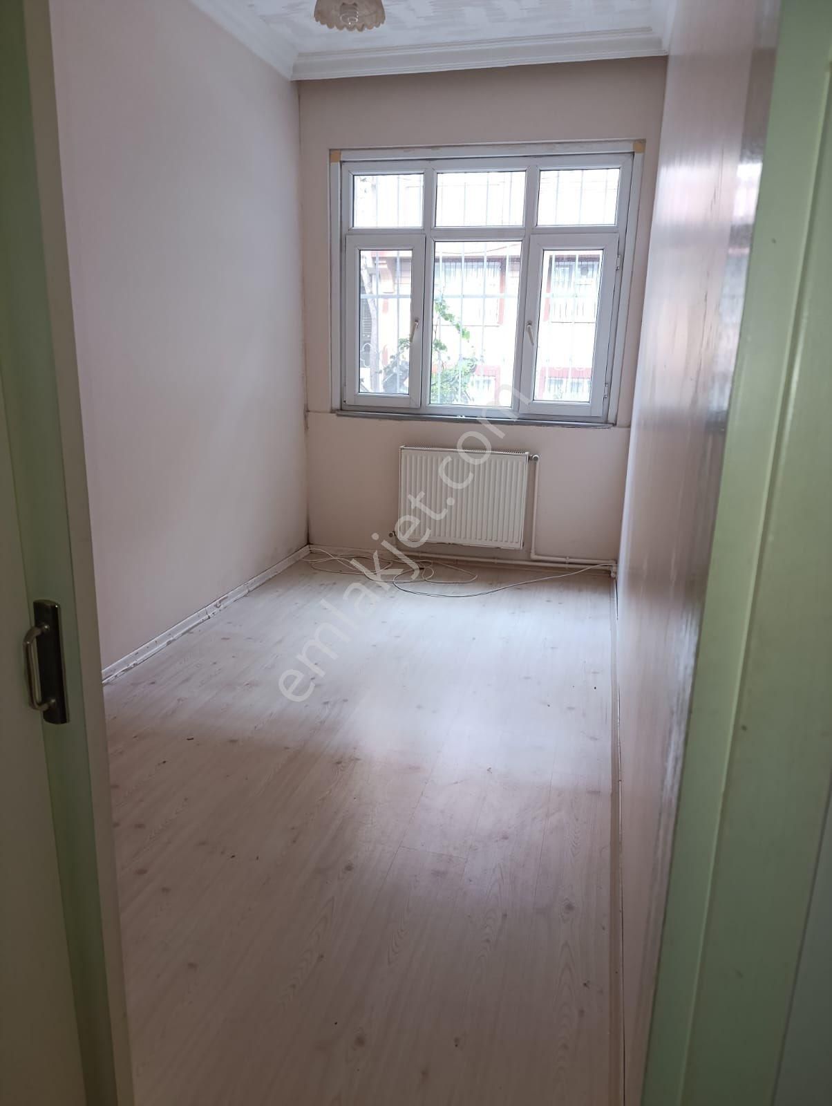 Es Emlaktan Kartaltepe Mah.fatih Cad 2+1 Kiralık Daire