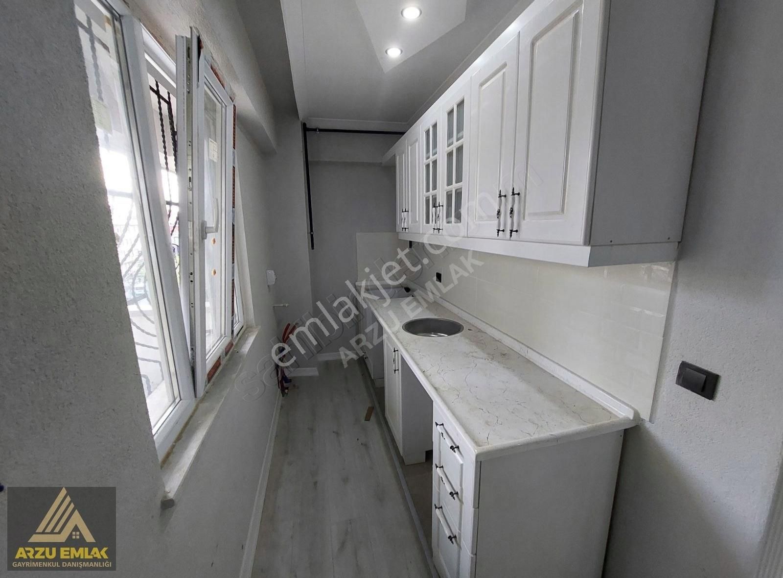 Arzu Emlak'tan Zübeyde Hanım Mah.satılık 2+1 Bahçe Kat Daire - Görsel 7