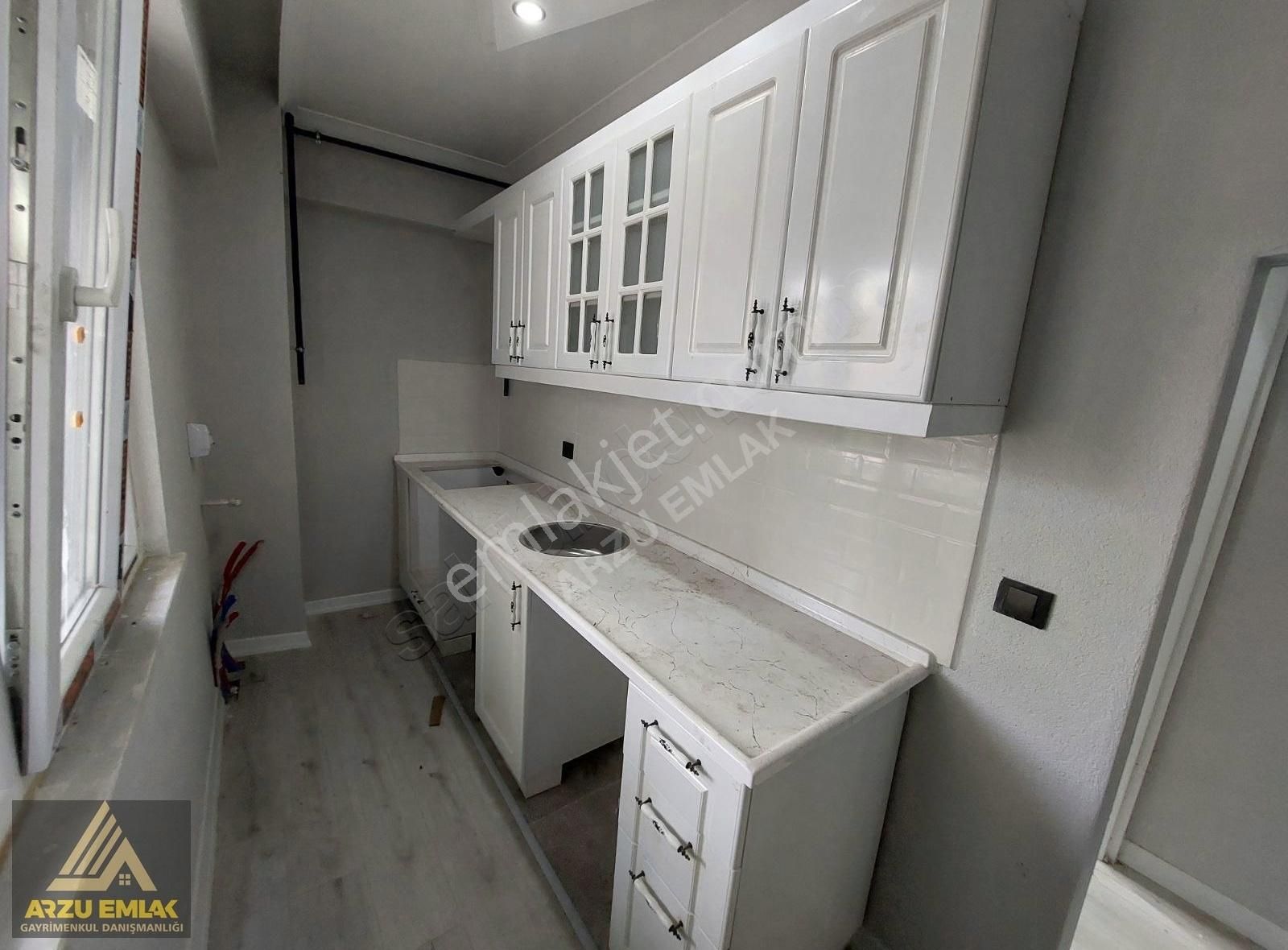 Arzu Emlak'tan Zübeyde Hanım Mah.satılık 2+1 Bahçe Kat Daire - Görsel 5
