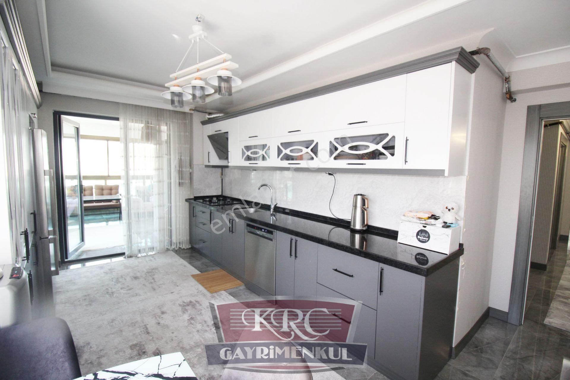 Krc'den Misket Mahallesinde Site İçerisinde Full Yapılı 3+1 Satılık Daire