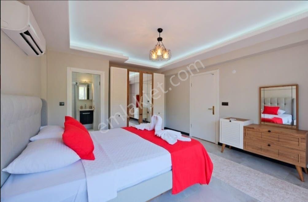 Fethiye Karagedıkte Satılık Fırsat Kupon 4+1 Müstakil Havuzlu Eşyali Villa - Görsel 24