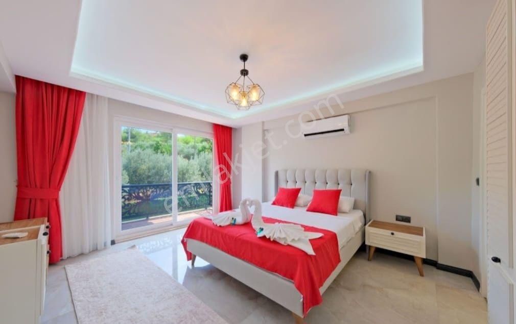 Fethiye Karagedıkte Satılık Fırsat Kupon 4+1 Müstakil Havuzlu Eşyali Villa - Görsel 19