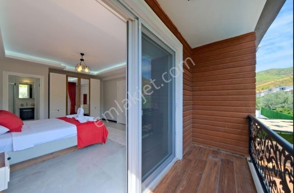Fethiye Karagedıkte Satılık Fırsat Kupon 4+1 Müstakil Havuzlu Eşyali Villa - Görsel 26