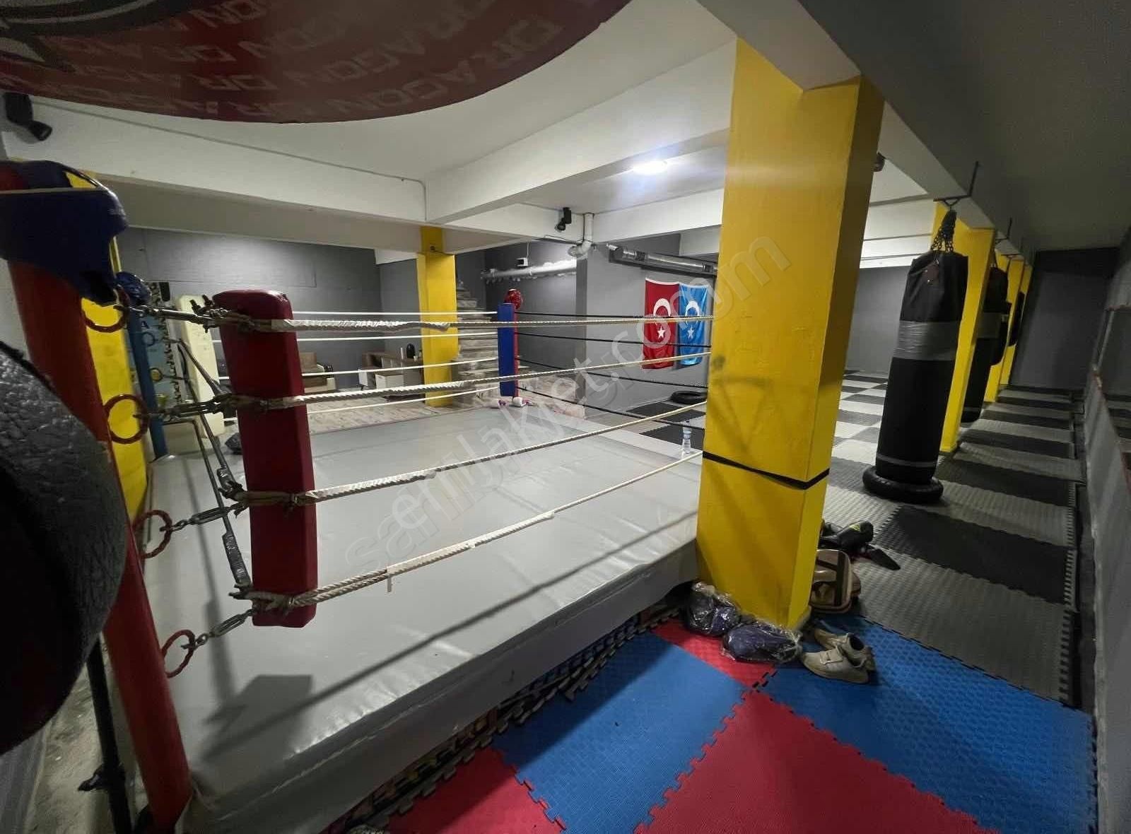 Kiralık 180 M2 İskanlı İşyeri - Görsel 3