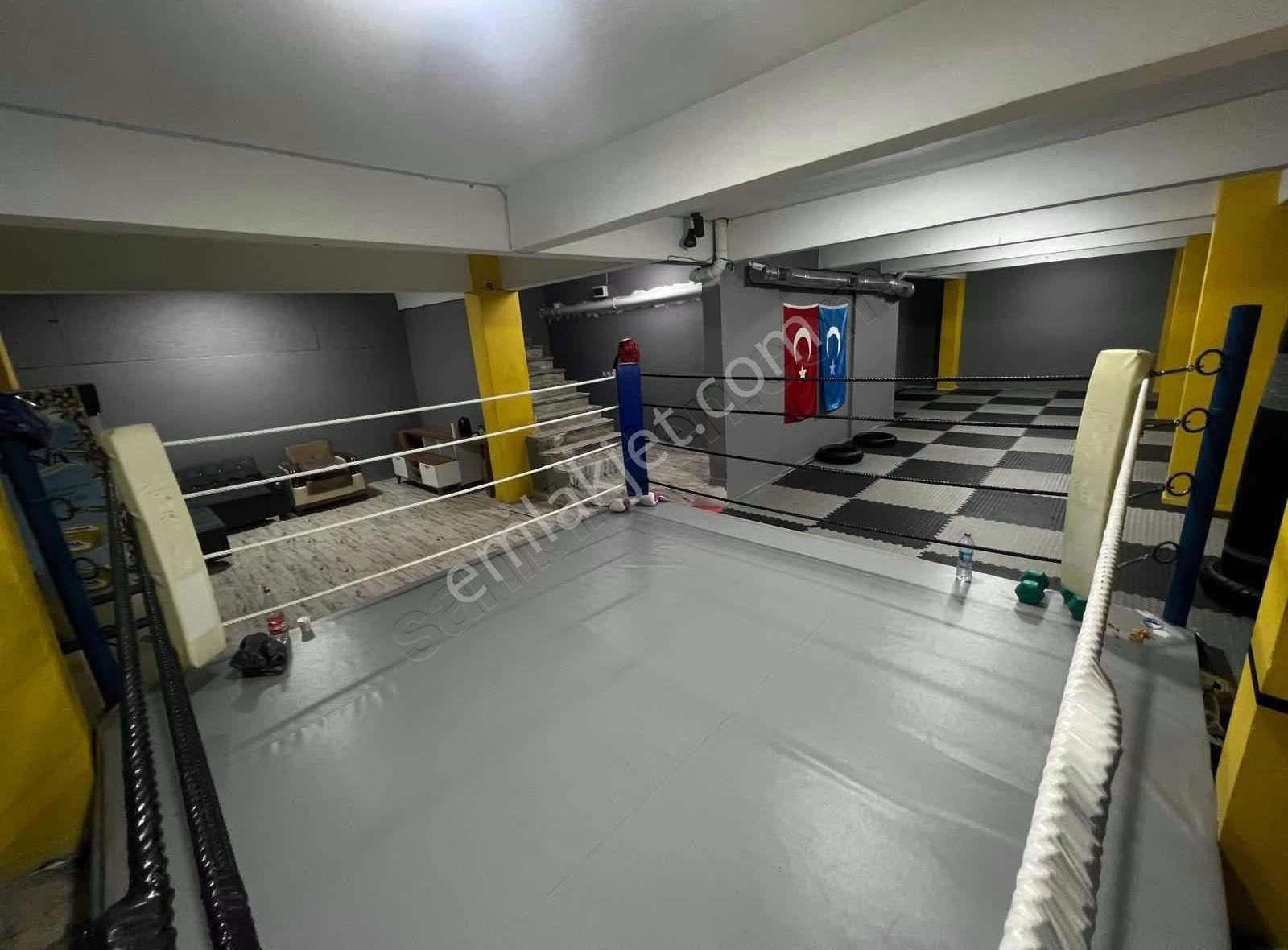 Kiralık 180 M2 İskanlı İşyeri - Görsel 2