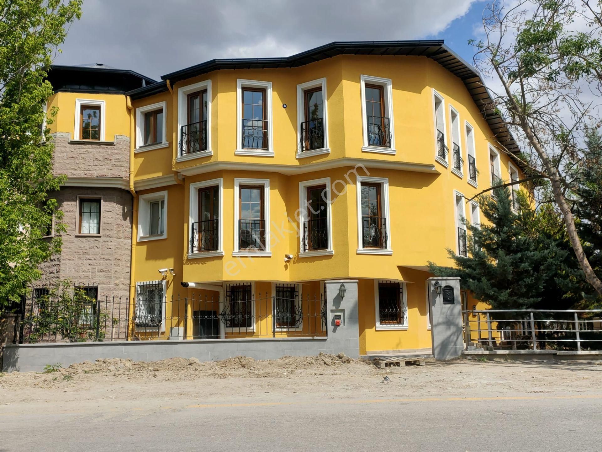 Ankara Çayyolu Konutkent 1 Lüks Sıfır Eşyalı 1+1 Kiralık