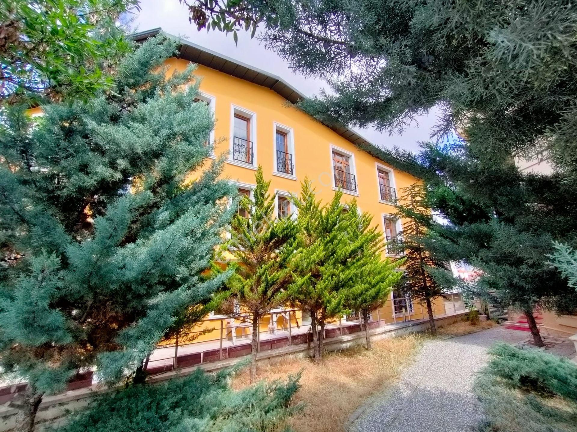 Ankara Çayyolu Konutkent 1 Lüks Sıfır Eşyalı 1+1 Kiralık