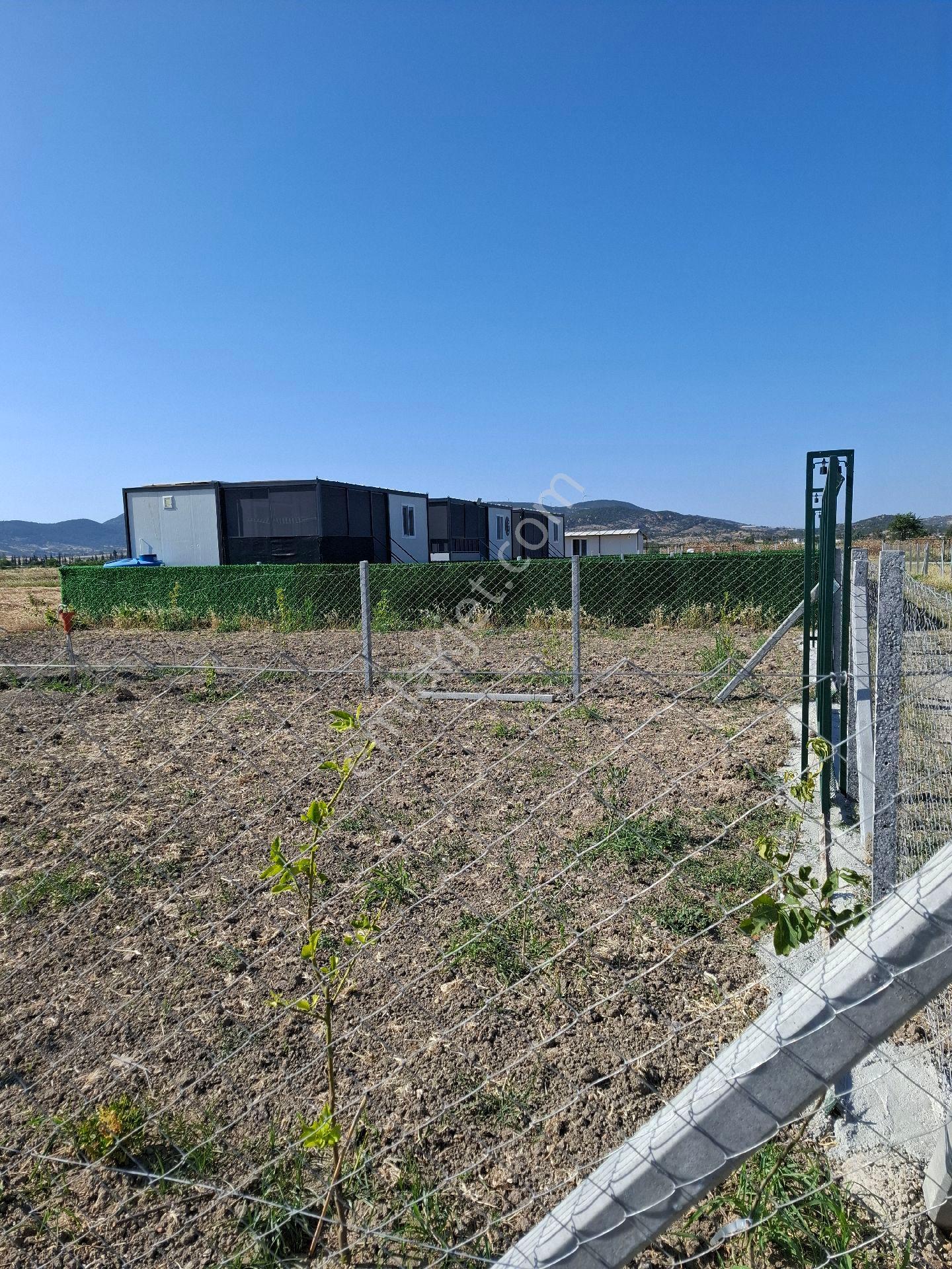 Foça Gerenköyde 296 M2 Bahçe Acil Satılıktır - Görsel 29