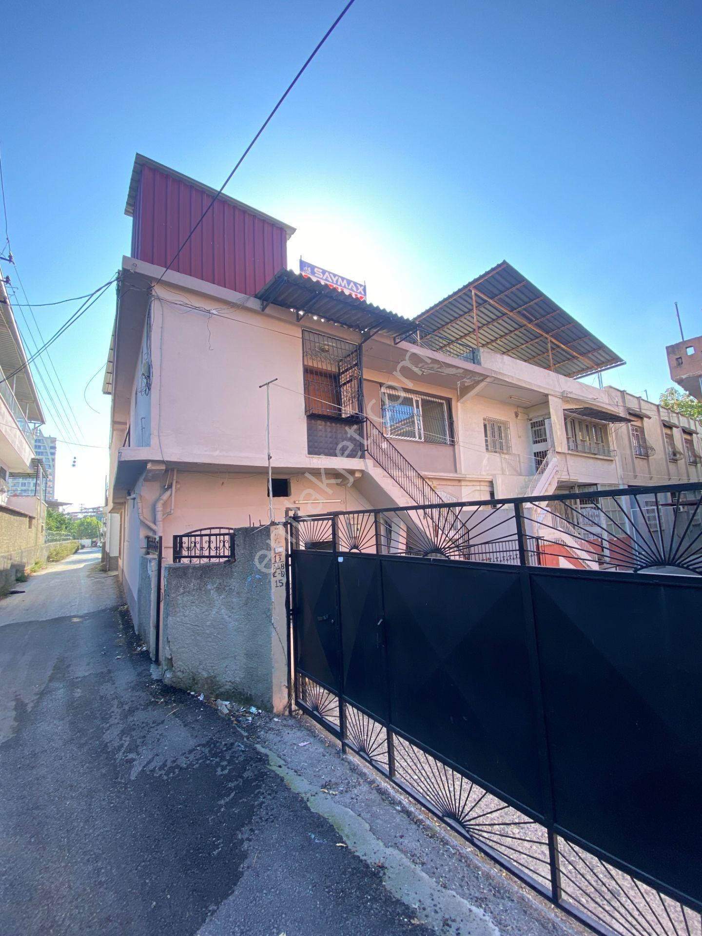 Yüreğir Seyhan Mh 2 Katlı 130 M2 Satılık Hasarsız Müstakil Ev