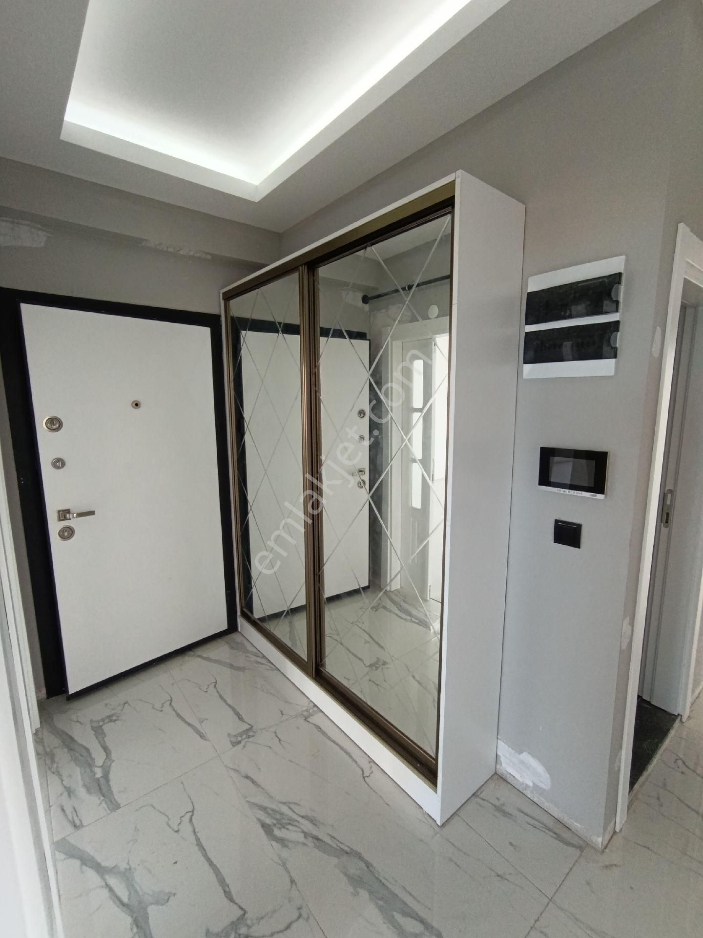 Atakum Alaçam Bulvarında Deniz Manzaralı Satılık 3+1 Daire