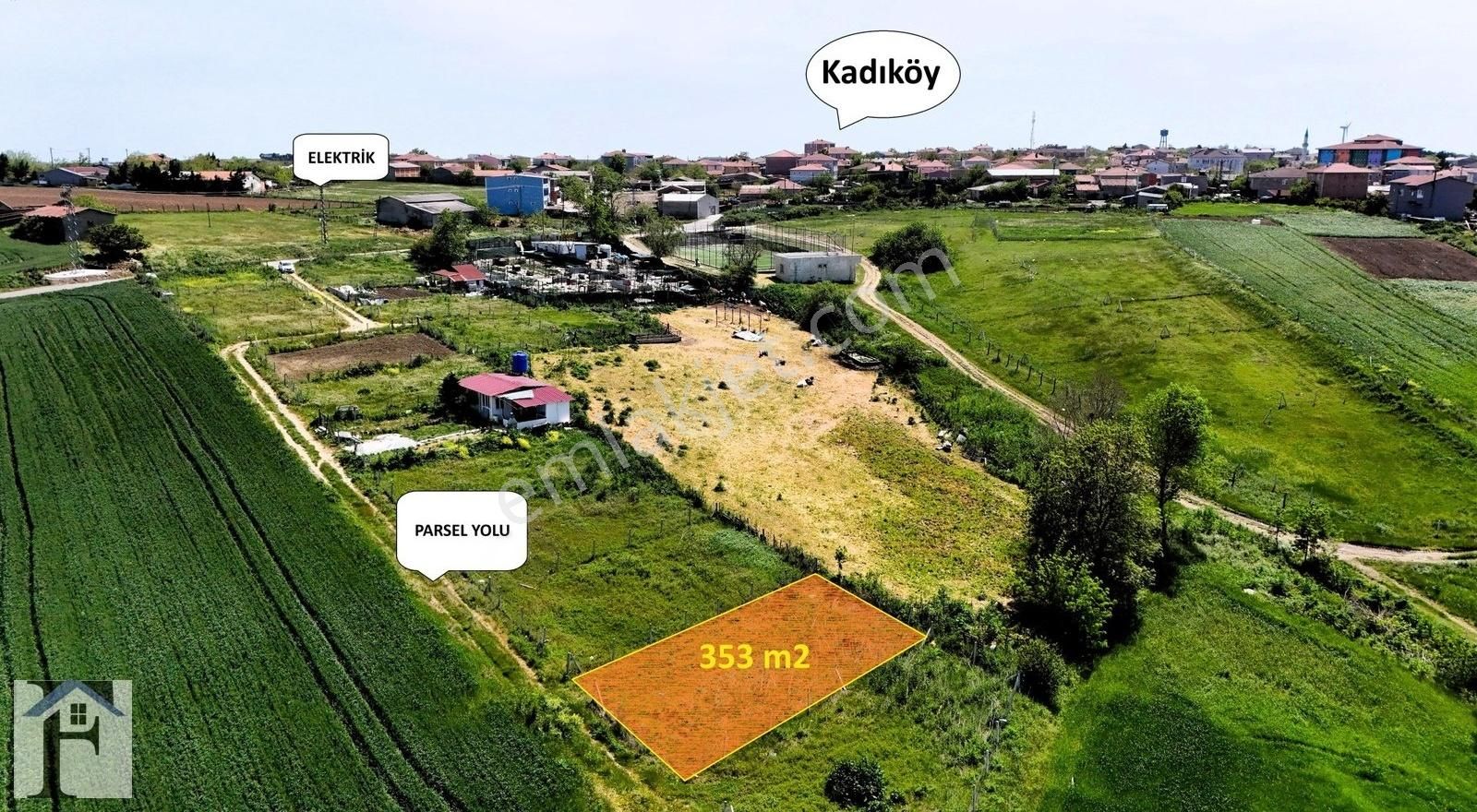 Silivri Kadıköy"de Köy İçi 353 M2 Satılık Arazi
