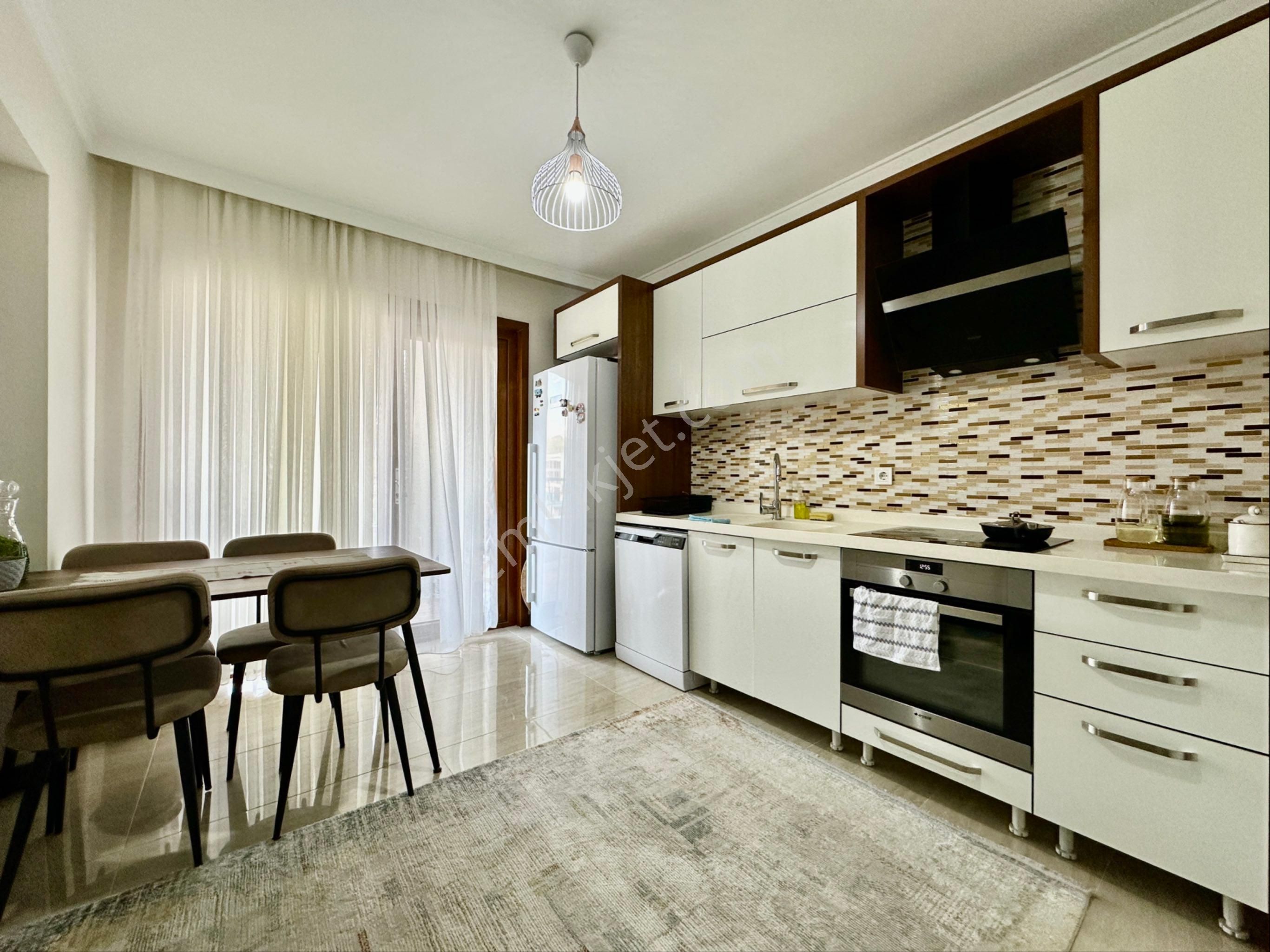█-kalecik Emlak'tan Kaymakamlık Yanı Sitede 2.kat Güney Cephe -█