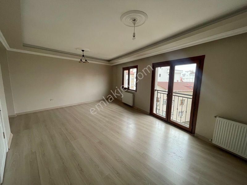 Orta Mah E5'e Ve Metroya Yürüme 2+1 Açık Balkonlu - İskanlı
