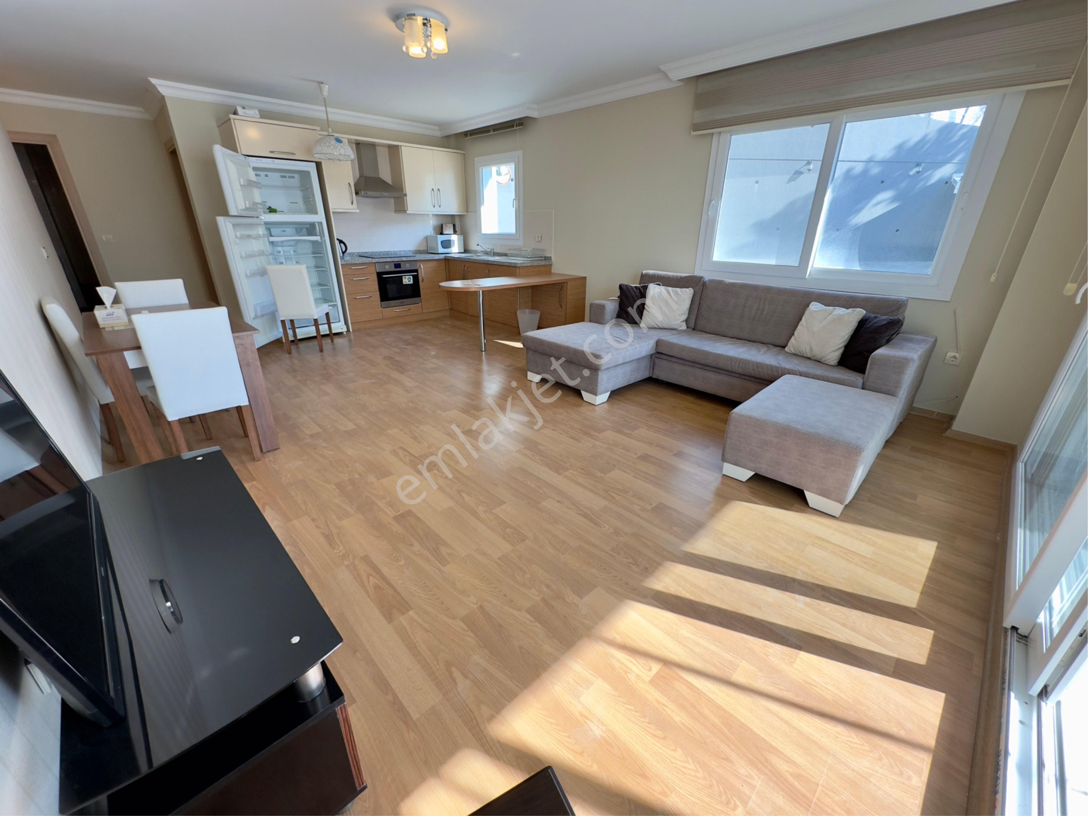 Kuşadası Değirmendere Mahallesi Satılık 2+1 Daire