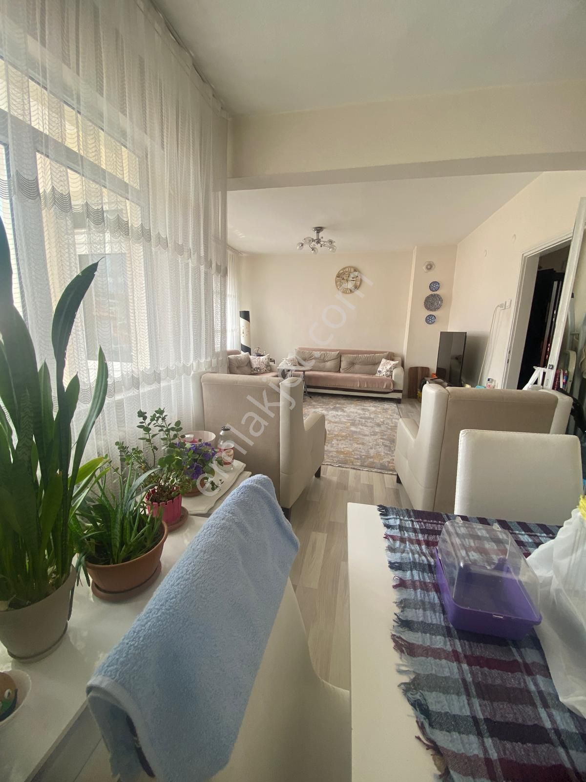 Pay'dan Satılık Servi Mahallesinde Bulvara Yakın 2+1 Daire - Görsel 4