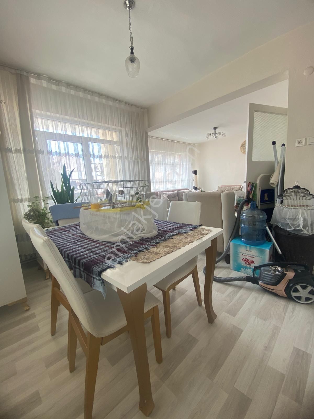 Pay'dan Satılık Servi Mahallesinde Bulvara Yakın 2+1 Daire - Görsel 7