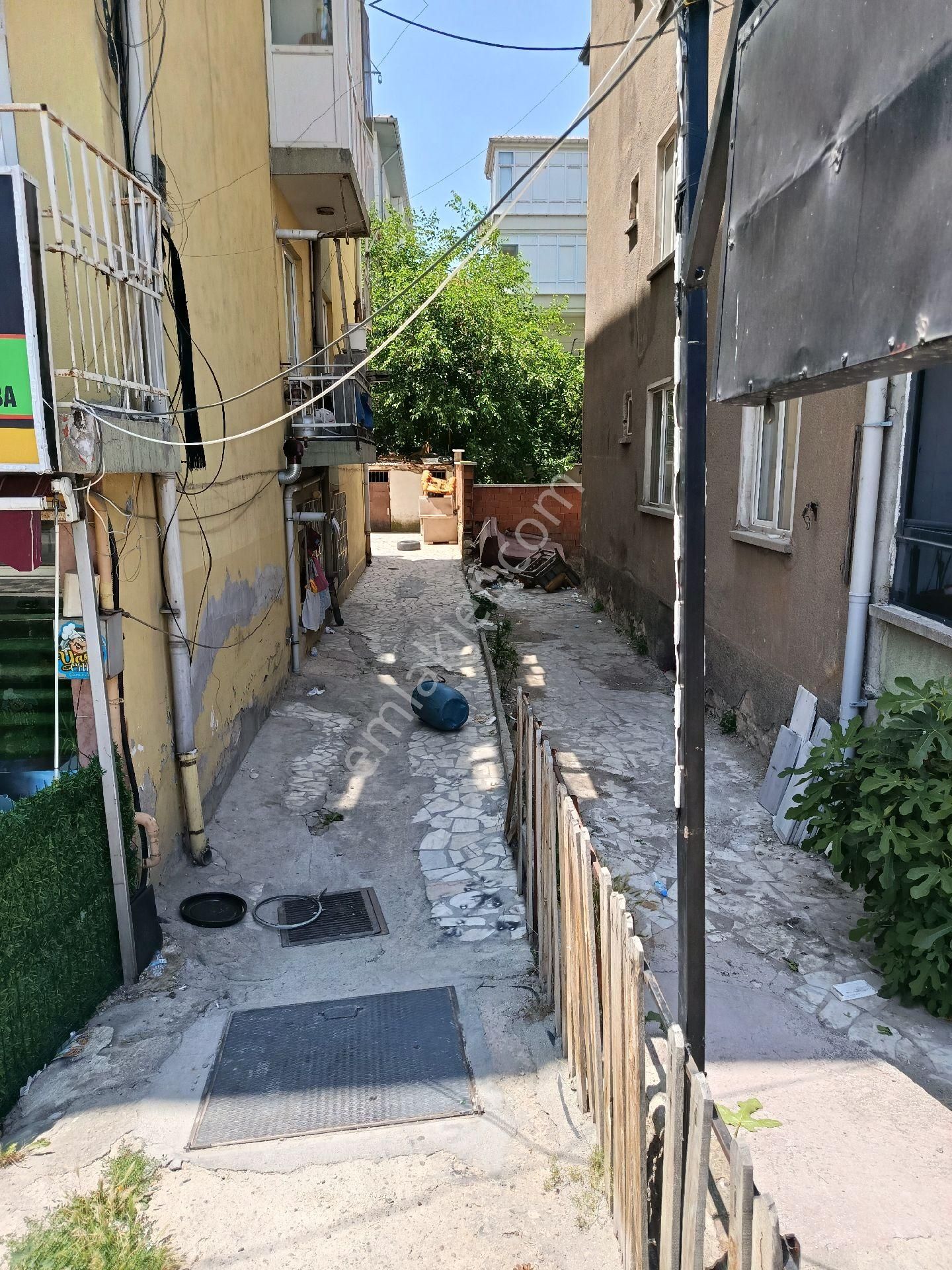 Tezcan Emlak Satılık 3+1 Ana Cadde Daire