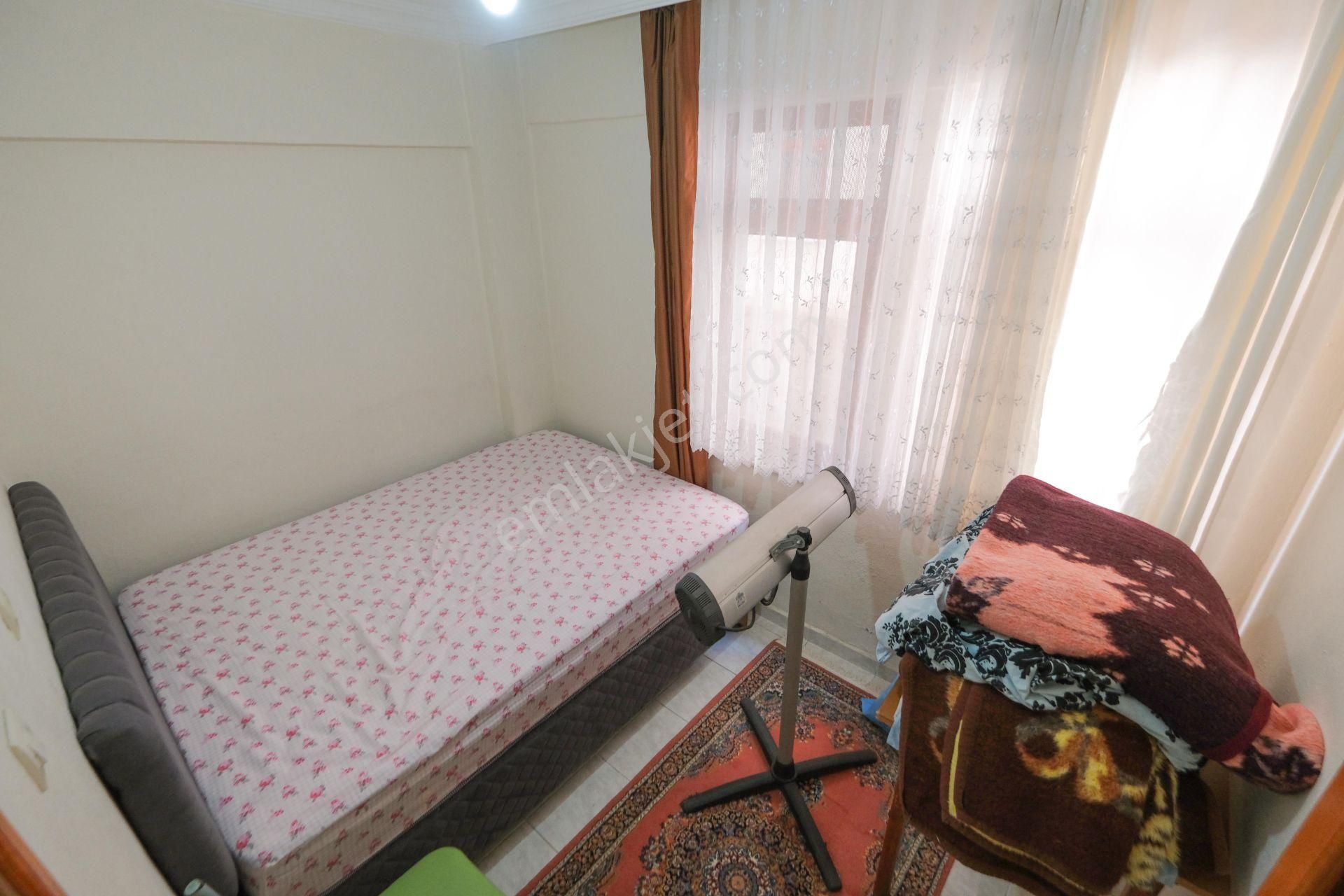 İnkumda 1+1 Eşyalı Kiralık Ferah Temiz Otoparklı Daire