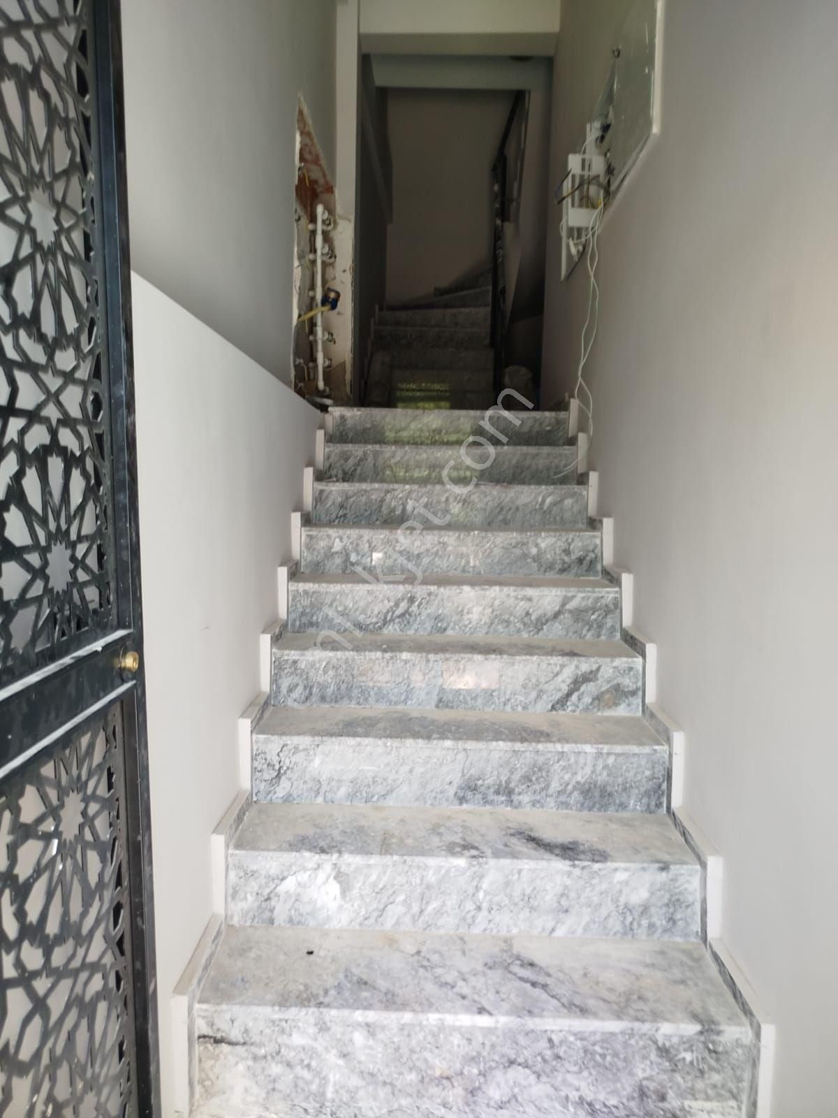 Adatepe Park Karşısı 6 Daire Bina Satılık - Görsel 9