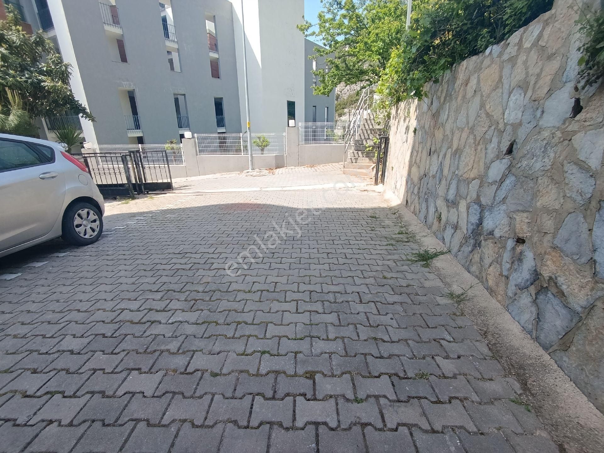 Deniz Manzaralı Ege Mahallesinde 3+1 Doğalgazlı Asansörlü Ebeveyn Banyolu Daire - Görsel 21