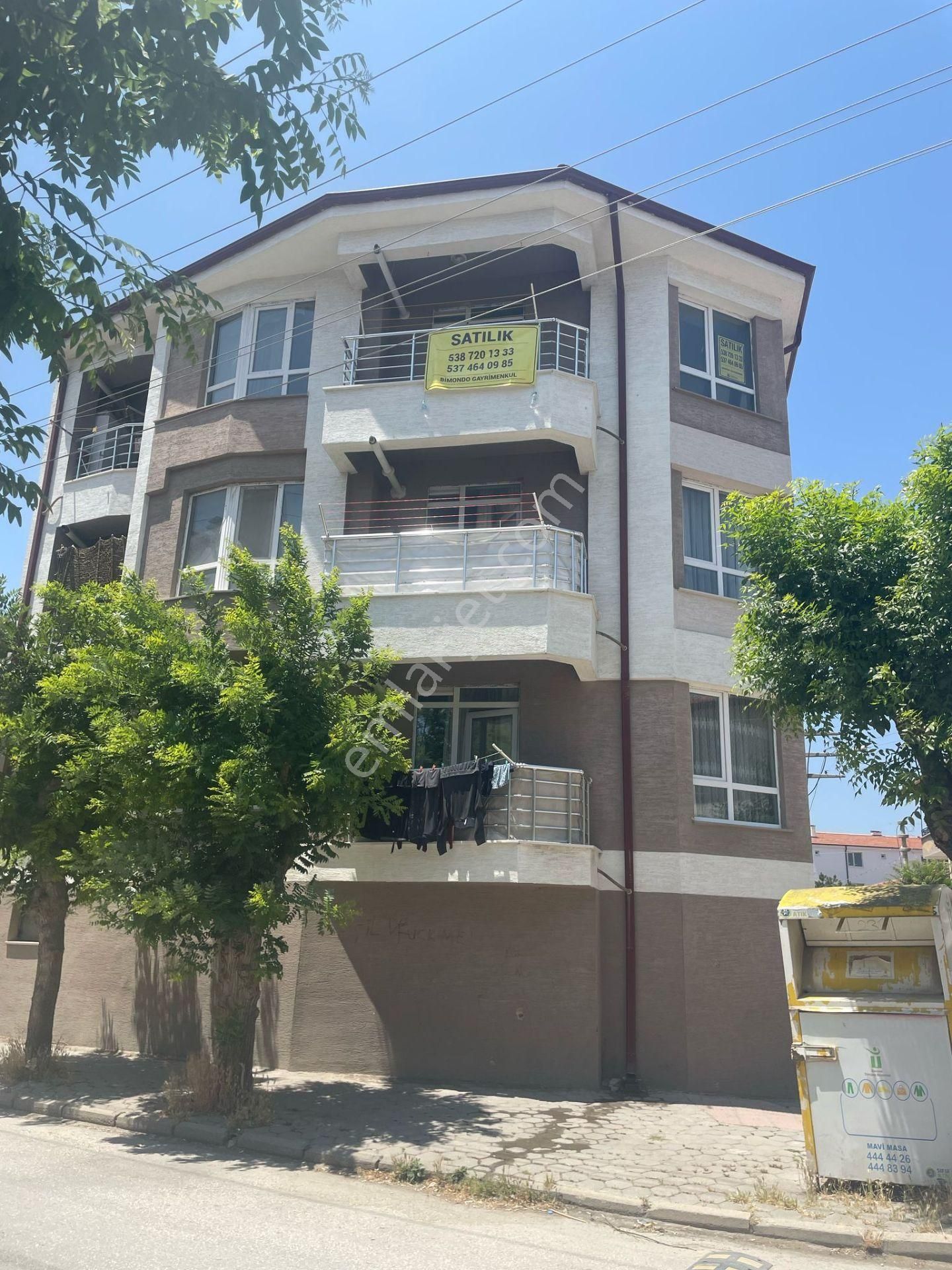 Esentepe Mahallesinde 2+1 Satılık Daire