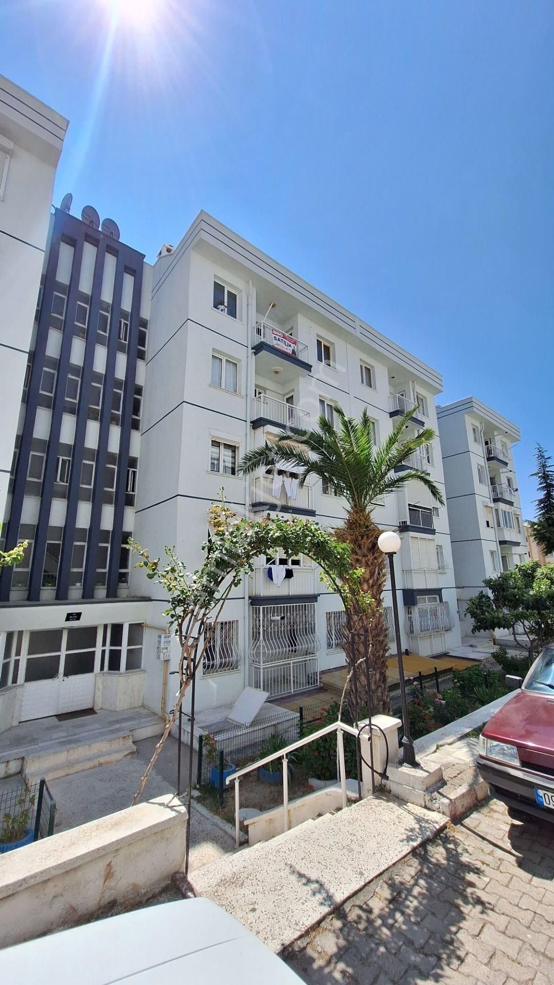 Kadınlar Denizi Mevki Deniz Manzaralı Satılık Daire