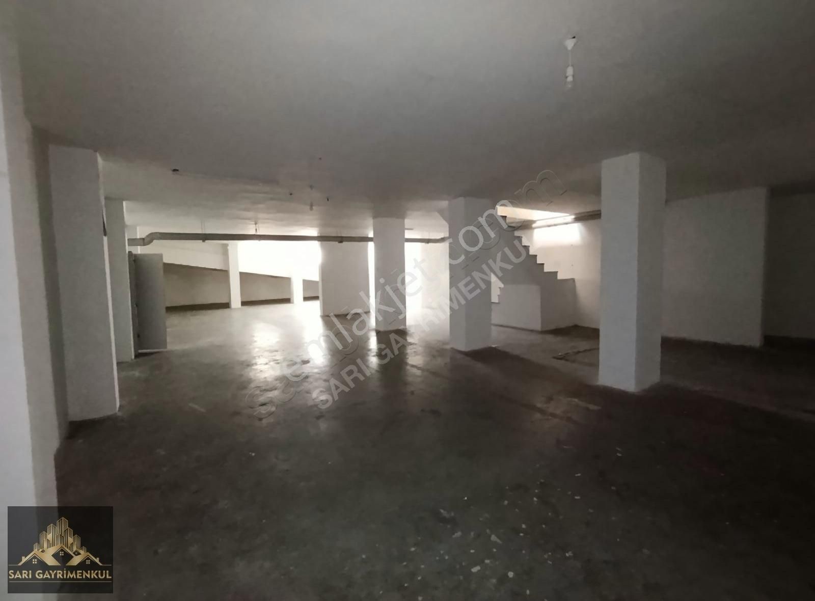 Sarı Gayrimenkul Den 250 Metrekare Depo