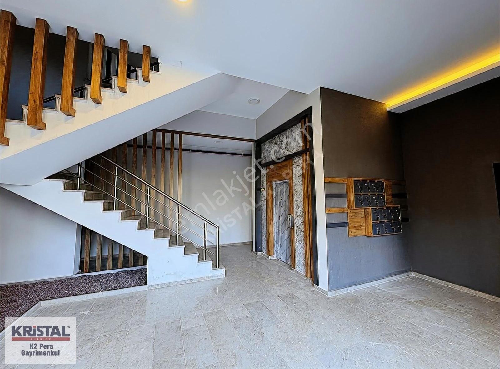 K2 Pera Bursa Kayapa Çamlık 3+1 , 150 M2 Teraslı Satılık Daire